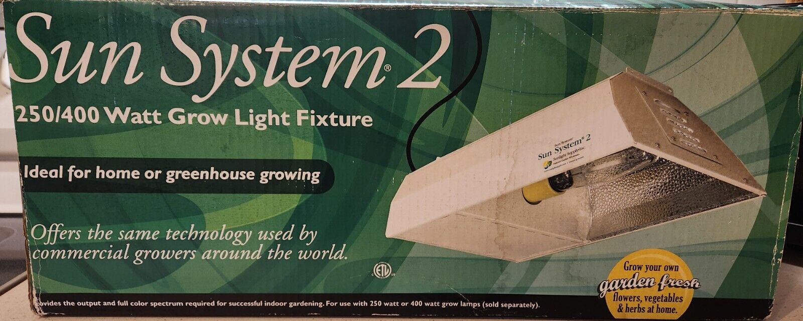 Sun System 2 250W Grow Light Fixture, Switchable HP Sodium / Metal Halide