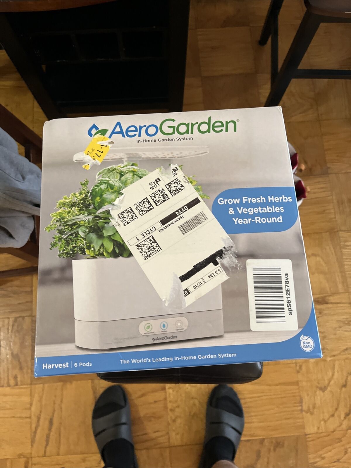 AeroGarden Harvest 6 Pod Home Garden System - White
